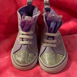 Girls high-top shoes